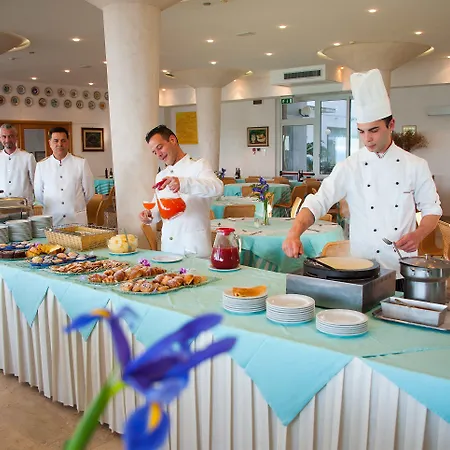 Terminal - Caroli 3*