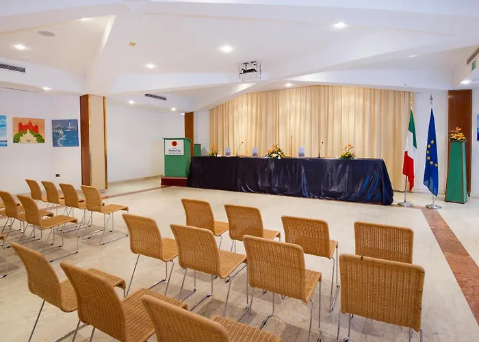 Terminal - Caroli Hotel 3*